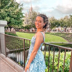 Meet your Posher, Lacey